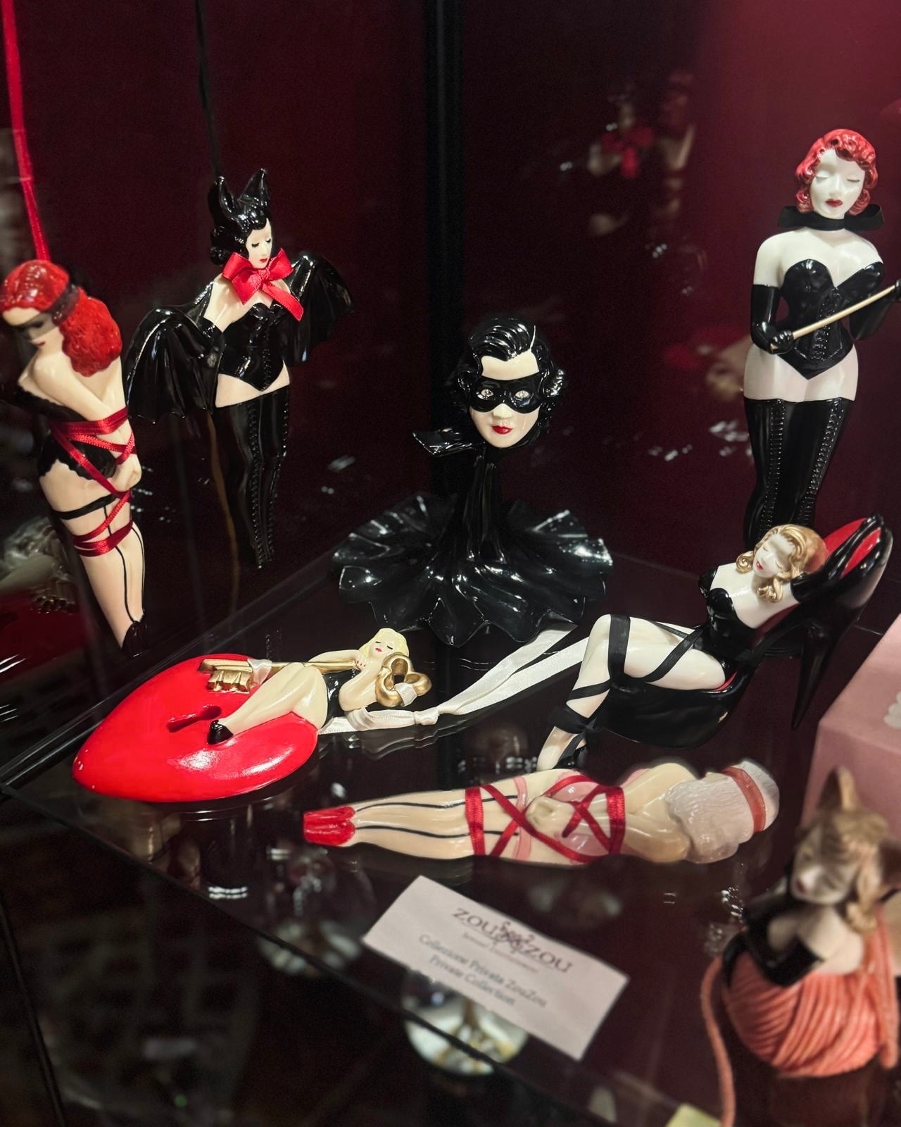 Objects of Affection | Il piacere in mostra