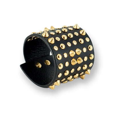 0770 - BRACELET WITH STUDS