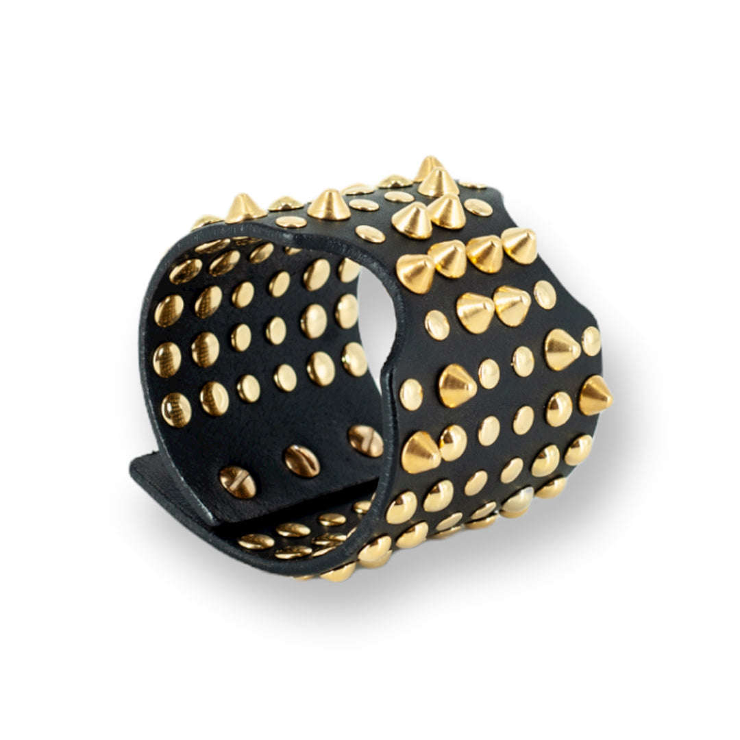 0770 - MINIMAL BRACELET WITH STUDS